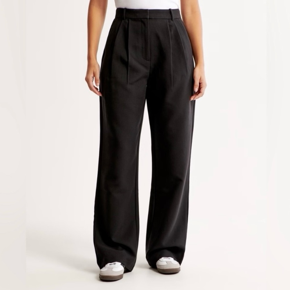 NWT Abercrombie & Fitch Curve Love  Tailored Wide Leg High Rise Black pants 31